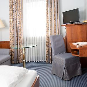 Zimmer mit zwei Einzelbetten
